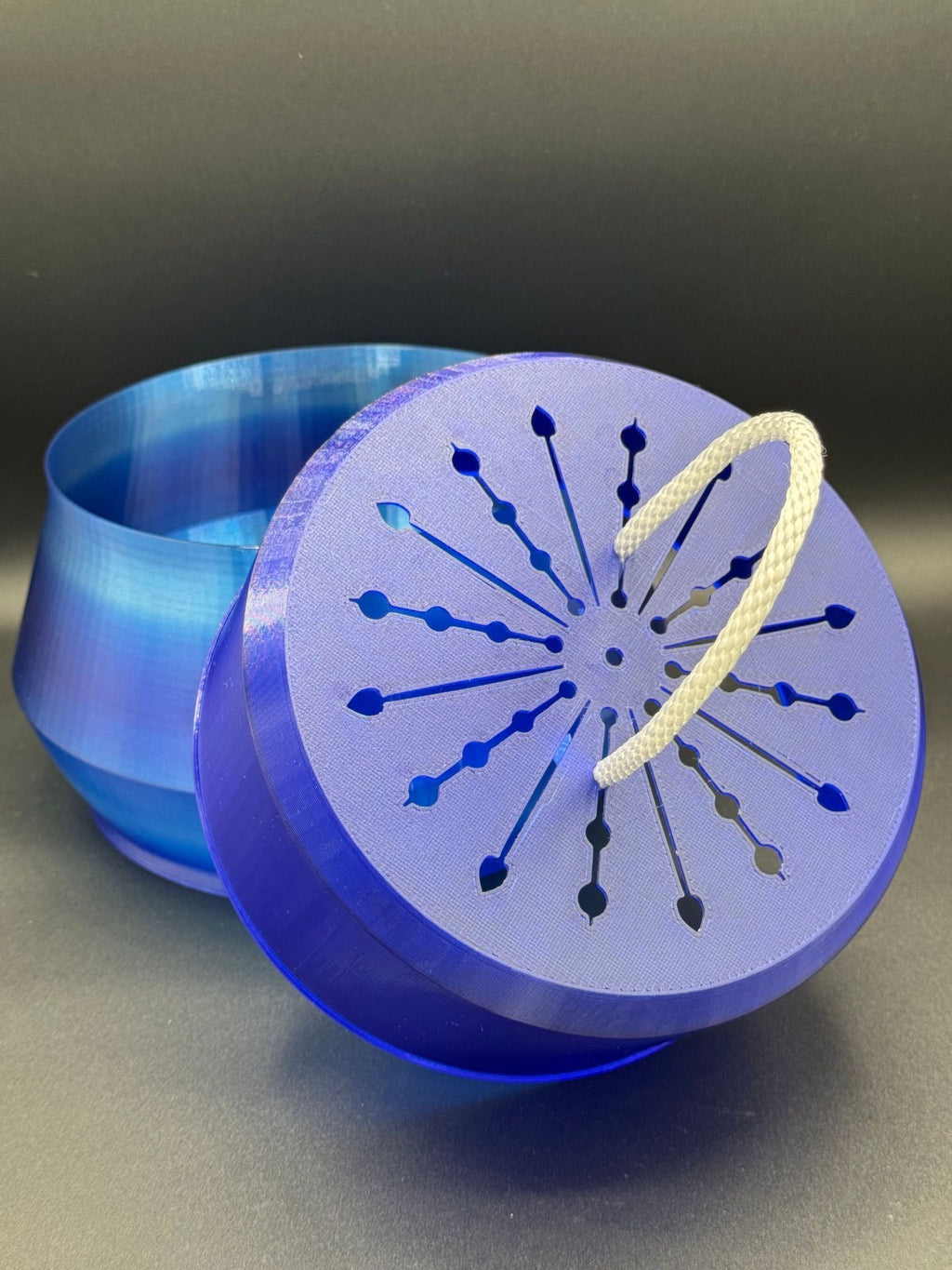 8" fully 3D-printed PETG two-part self-watering planter kit – Ocean