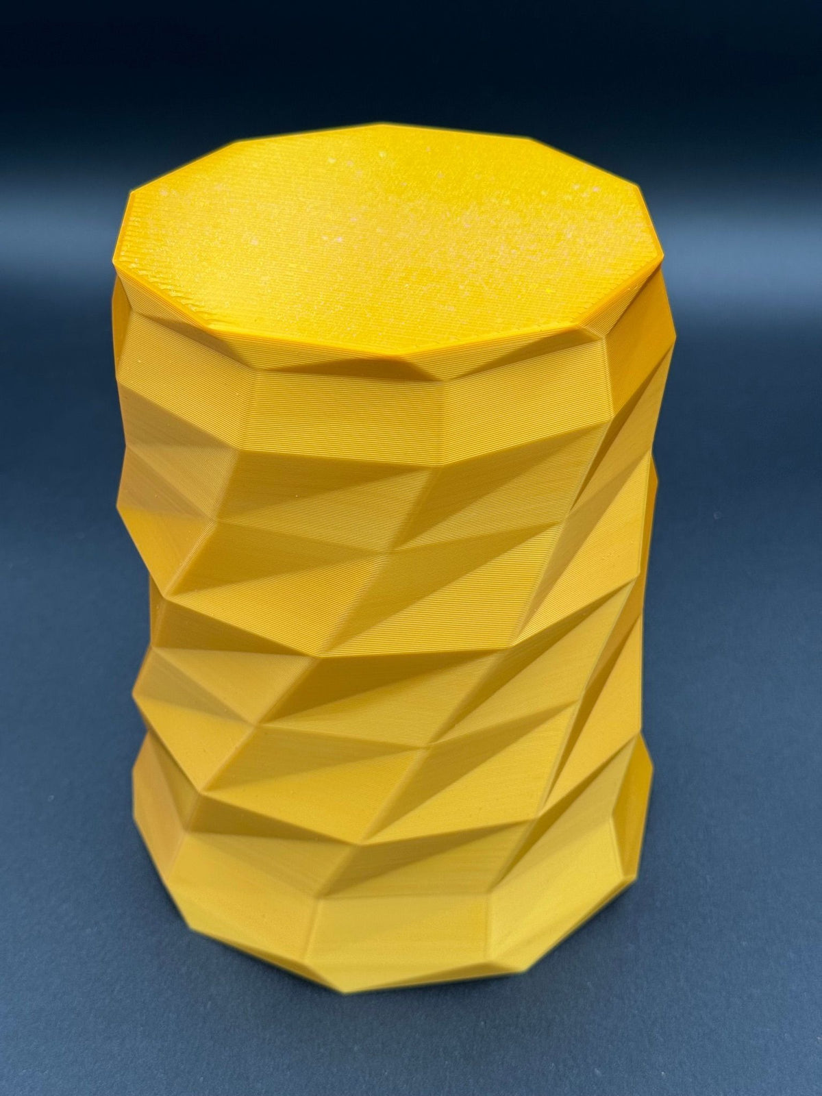 4" semi-hydro self-watering kit with 3D-printed PETG Geo Twist cover planter – Gold